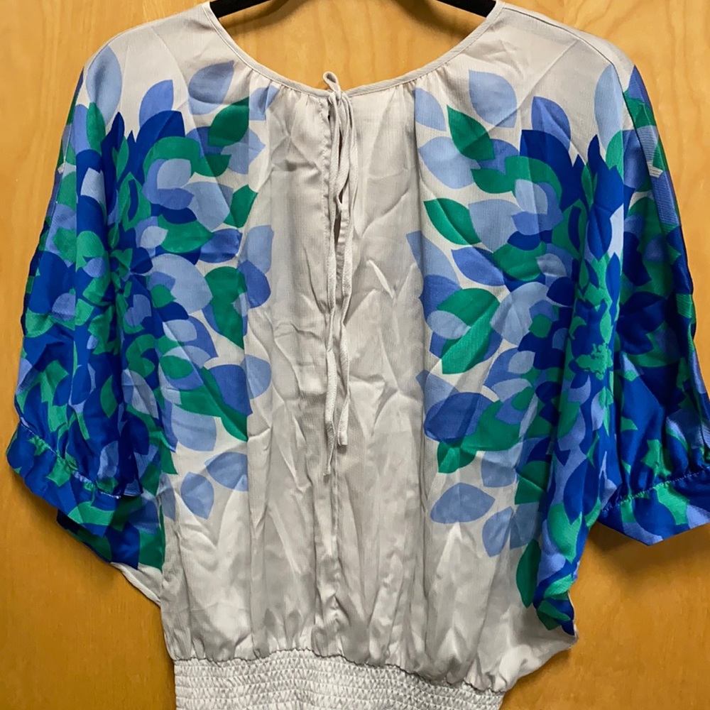 New York & Company blouse. Size XS